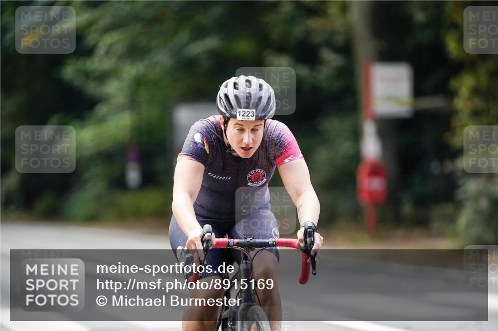14.09.2025 - Stadtparktriathlon Michael Burmester http://msf.ph/oto/8915169 14.09.2025 12:51:03 Radfahren 1223, 1228, 1314, 1323, 1386 meine-sportfotos.de