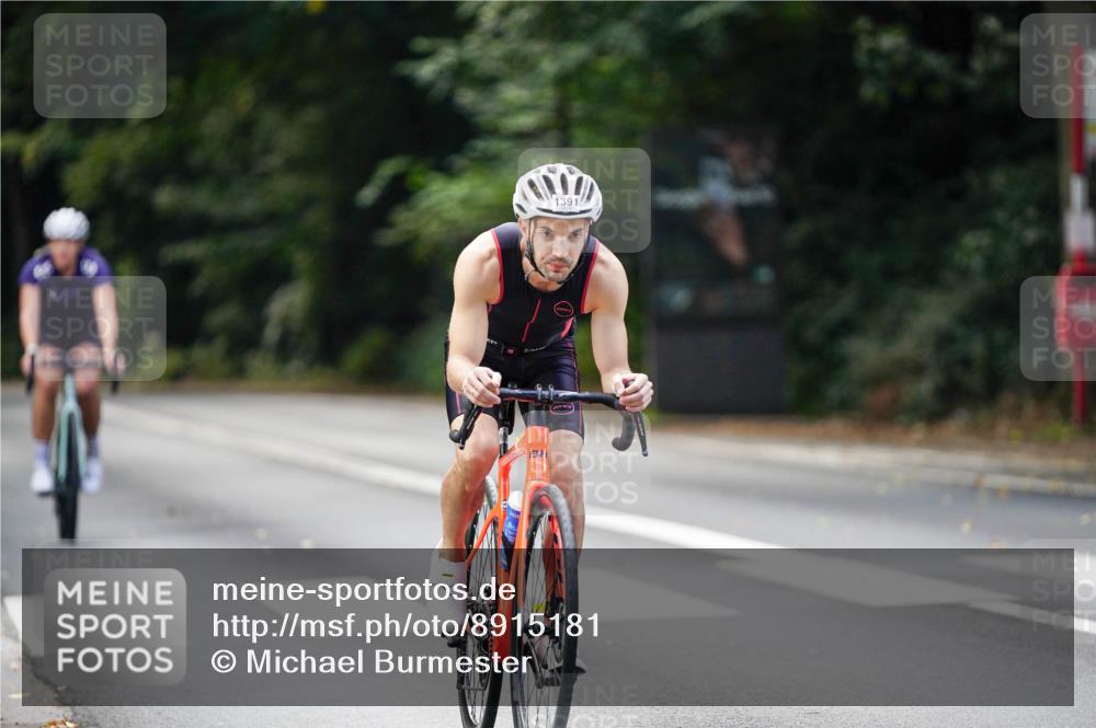 14.09.2025 - Stadtparktriathlon Michael Burmester http://msf.ph/oto/8915181 14.09.2025 12:51:13 Radfahren 1228, 1244, 1280, 1314, 1323, 1386, 1388, 1390, 1391 meine-sportfotos.de