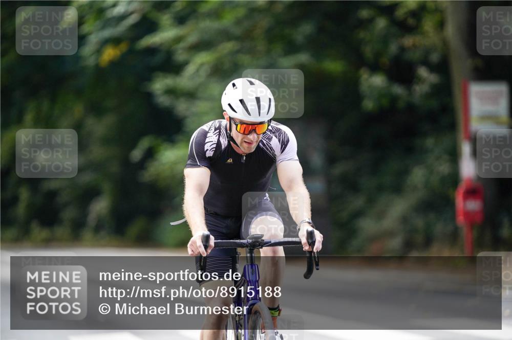14.09.2025 - Stadtparktriathlon Michael Burmester http://msf.ph/oto/8915188 14.09.2025 12:51:21 Radfahren 1244, 1388 meine-sportfotos.de