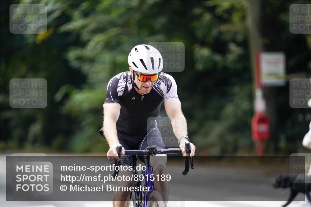 14.09.2025 - Stadtparktriathlon Michael Burmester http://msf.ph/oto/8915189 14.09.2025 12:51:21 Radfahren 1244, 1388 meine-sportfotos.de