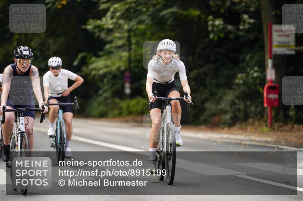 14.09.2025 - Stadtparktriathlon Michael Burmester http://msf.ph/oto/8915199 14.09.2025 12:51:36 Radfahren 1252, 1267, 1276, 1285, 1296, 1299, 1356 meine-sportfotos.de