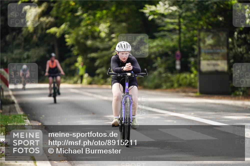 14.09.2025 - Stadtparktriathlon Michael Burmester http://msf.ph/oto/8915211 14.09.2025 12:51:53 Radfahren 1236, 1325, 1341 meine-sportfotos.de