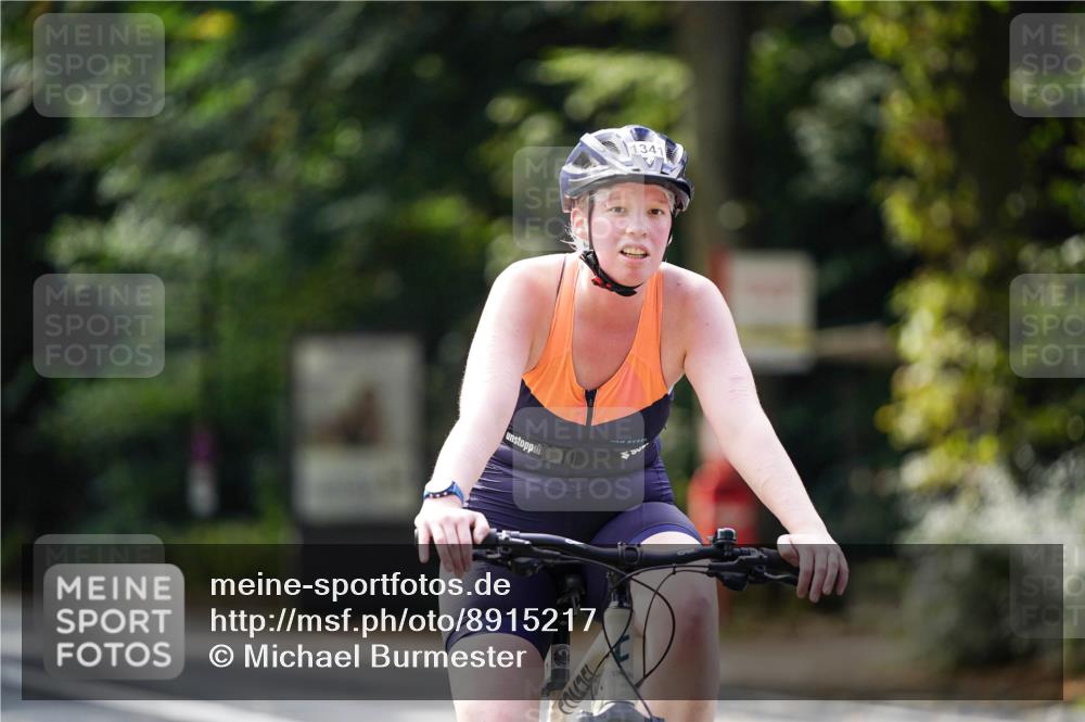 14.09.2025 - Stadtparktriathlon Michael Burmester http://msf.ph/oto/8915217 14.09.2025 12:51:59 Radfahren 1257, 1325, 1341, 1392 meine-sportfotos.de