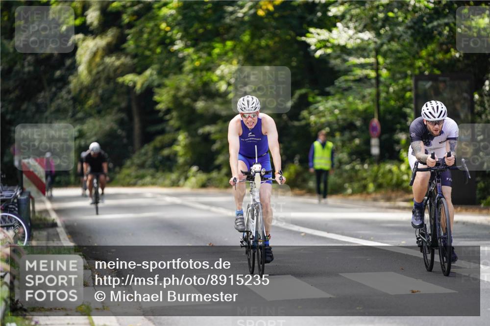 14.09.2025 - Stadtparktriathlon Michael Burmester http://msf.ph/oto/8915235 14.09.2025 12:52:19 Radfahren 1344, 1396, 1404 meine-sportfotos.de