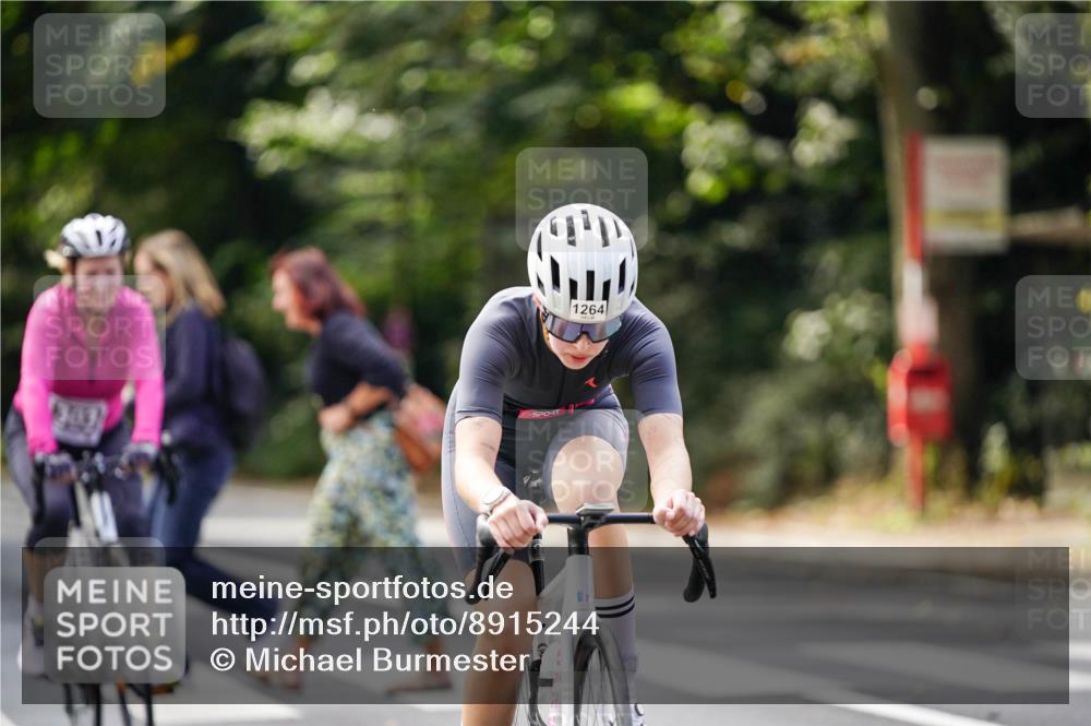 14.09.2025 - Stadtparktriathlon Michael Burmester http://msf.ph/oto/8915244 14.09.2025 12:52:30 Radfahren 1264, 1303, 1340, 1345, 1396 meine-sportfotos.de