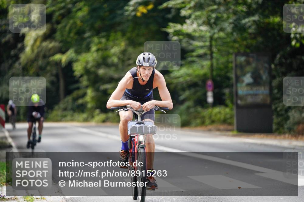 14.09.2025 - Stadtparktriathlon Michael Burmester http://msf.ph/oto/8915263 14.09.2025 12:52:48 Radfahren 1293, 1315, 1322, 1351, 1359, 1417 meine-sportfotos.de