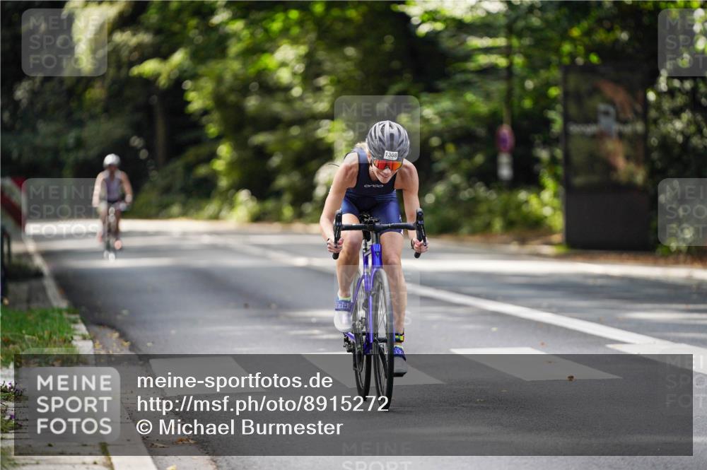 14.09.2025 - Stadtparktriathlon Michael Burmester http://msf.ph/oto/8915272 14.09.2025 12:53:34 Radfahren 1300, 1308 meine-sportfotos.de