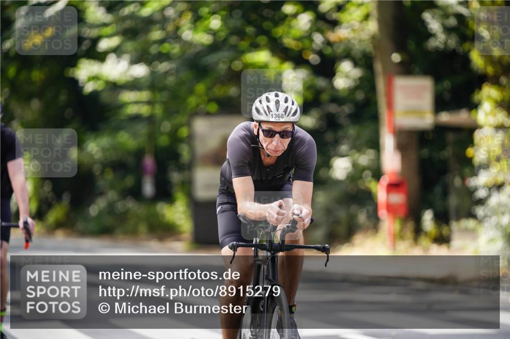 14.09.2025 - Stadtparktriathlon Michael Burmester http://msf.ph/oto/8915279 14.09.2025 12:53:47 Radfahren 1300, 1368, 1380, 1420 meine-sportfotos.de
