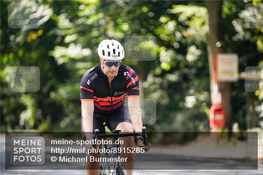14.09.2025 - Stadtparktriathlon Michael Burmester http://msf.ph/oto/8915285 14.09.2025 12:53:51 Radfahren 1324, 1350, 1368, 1380, 1420 meine-sportfotos.de