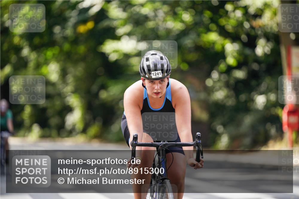 14.09.2025 - Stadtparktriathlon Michael Burmester http://msf.ph/oto/8915300 14.09.2025 12:54:28 Radfahren 1241, 1307, 1410 meine-sportfotos.de