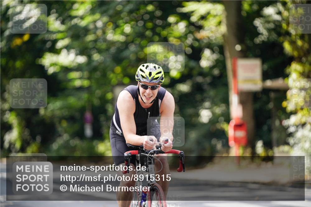 14.09.2025 - Stadtparktriathlon Michael Burmester http://msf.ph/oto/8915315 14.09.2025 12:54:45 Radfahren 1342, 1353, 1419, 1469, 1504 meine-sportfotos.de