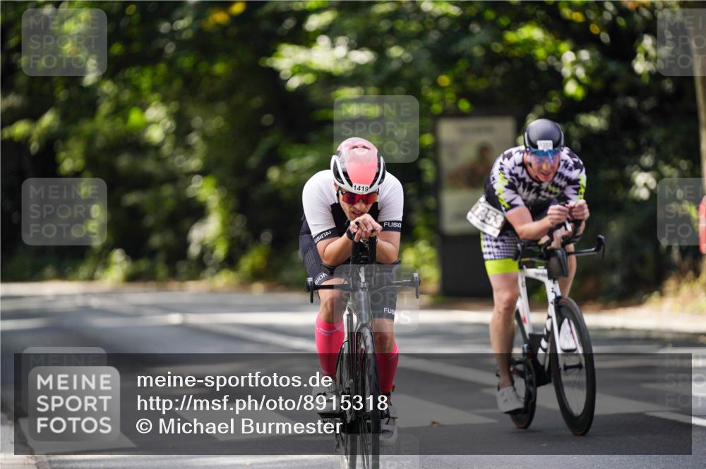 14.09.2025 - Stadtparktriathlon Michael Burmester http://msf.ph/oto/8915318 14.09.2025 12:54:46 Radfahren 1342, 1353, 1419, 1469, 1504 meine-sportfotos.de
