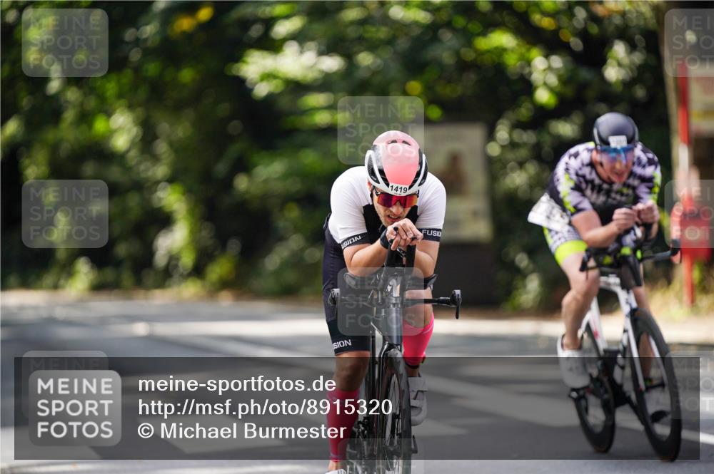14.09.2025 - Stadtparktriathlon Michael Burmester http://msf.ph/oto/8915320 14.09.2025 12:54:47 Radfahren 1342, 1353, 1419, 1469, 1504 meine-sportfotos.de
