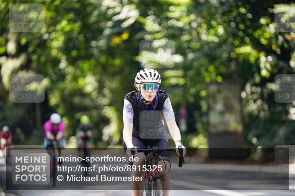14.09.2025 - Stadtparktriathlon Michael Burmester http://msf.ph/oto/8915325 14.09.2025 12:55:05 Radfahren 1258, 1319, 1349, 1441 meine-sportfotos.de