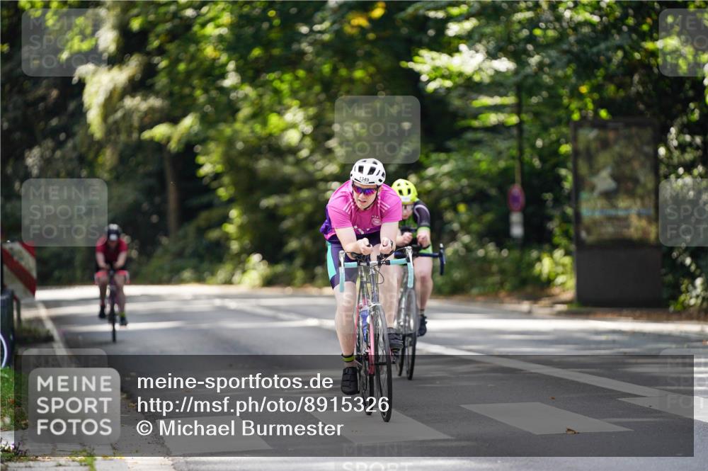 14.09.2025 - Stadtparktriathlon Michael Burmester http://msf.ph/oto/8915326 14.09.2025 12:55:06 Radfahren 1258, 1319, 1349, 1441 meine-sportfotos.de