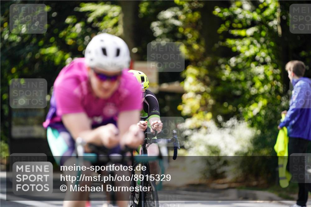 14.09.2025 - Stadtparktriathlon Michael Burmester http://msf.ph/oto/8915329 14.09.2025 12:55:08 Radfahren 1258, 1319, 1349, 1441 meine-sportfotos.de