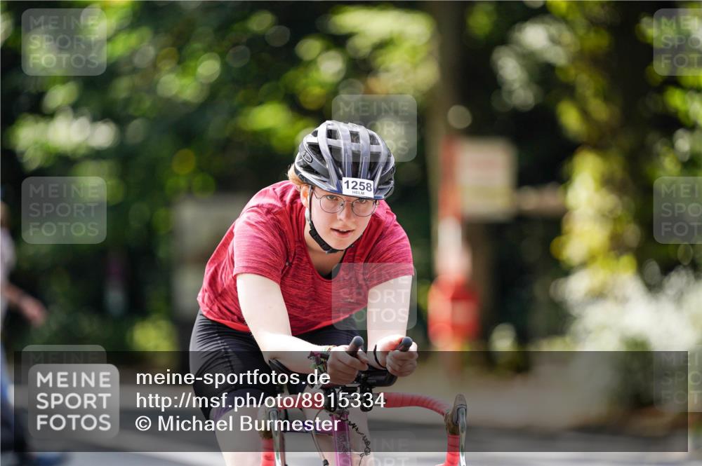 14.09.2025 - Stadtparktriathlon Michael Burmester http://msf.ph/oto/8915334 14.09.2025 12:55:12 Radfahren 1258, 1319, 1349, 1414, 1441 meine-sportfotos.de