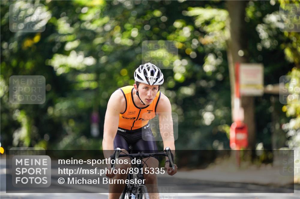 14.09.2025 - Stadtparktriathlon Michael Burmester http://msf.ph/oto/8915335 14.09.2025 12:55:19 Radfahren 1326, 1376, 1414, 1514 meine-sportfotos.de