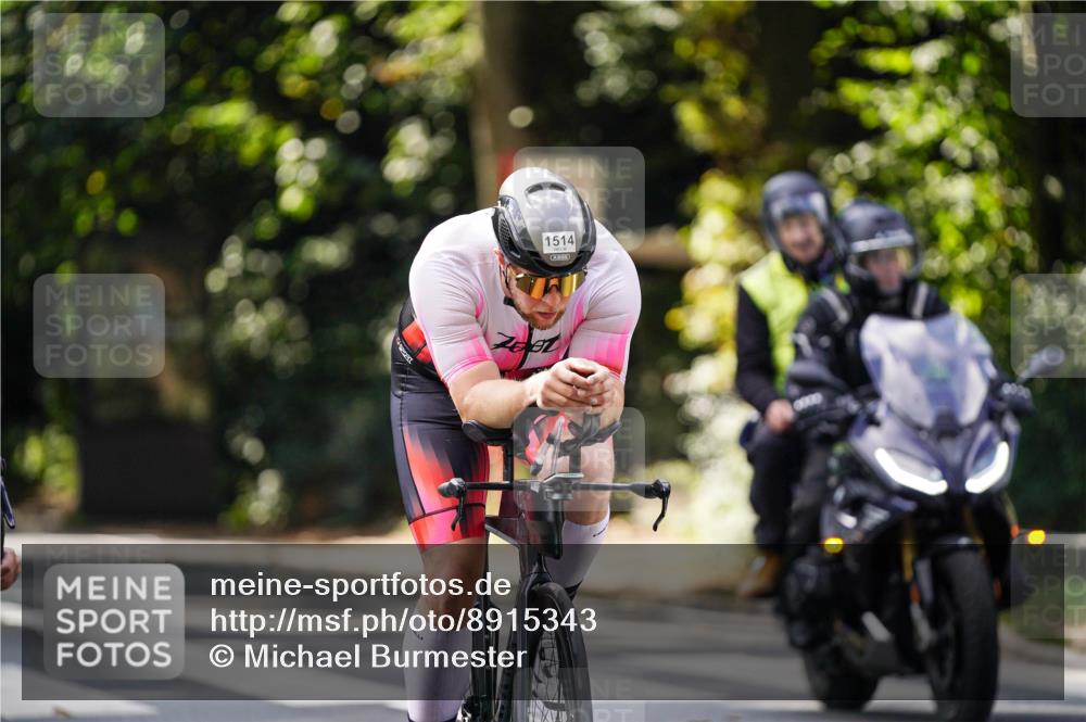 14.09.2025 - Stadtparktriathlon Michael Burmester http://msf.ph/oto/8915343 14.09.2025 12:55:26 Radfahren 1326, 1357, 1376, 1387, 1397, 1414, 1514 meine-sportfotos.de