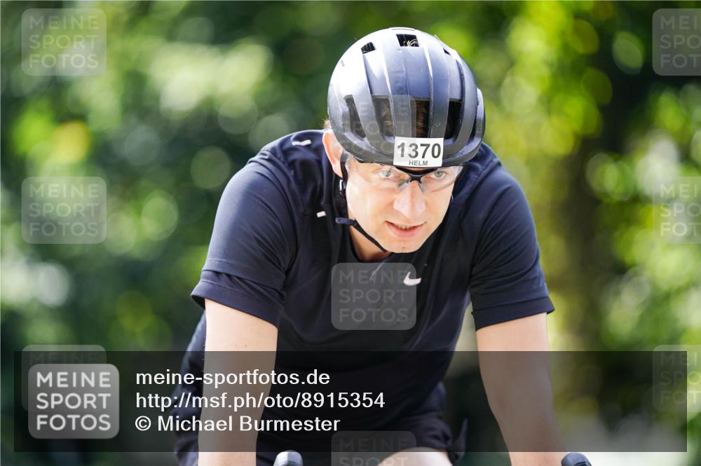 14.09.2025 - Stadtparktriathlon Michael Burmester http://msf.ph/oto/8915354 14.09.2025 12:55:46 Radfahren 1370, 1394, 1403, 1411 meine-sportfotos.de