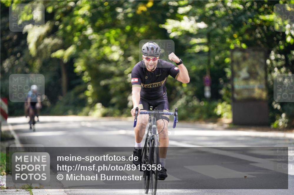 14.09.2025 - Stadtparktriathlon Michael Burmester http://msf.ph/oto/8915358 14.09.2025 12:56:00 Radfahren 1273, 1374, 1384, 1389, 1403 meine-sportfotos.de