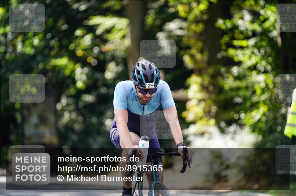 14.09.2025 - Stadtparktriathlon Michael Burmester http://msf.ph/oto/8915365 14.09.2025 12:56:14 Radfahren 1283, 1352, 1355, 1374, 1492, 1499 meine-sportfotos.de