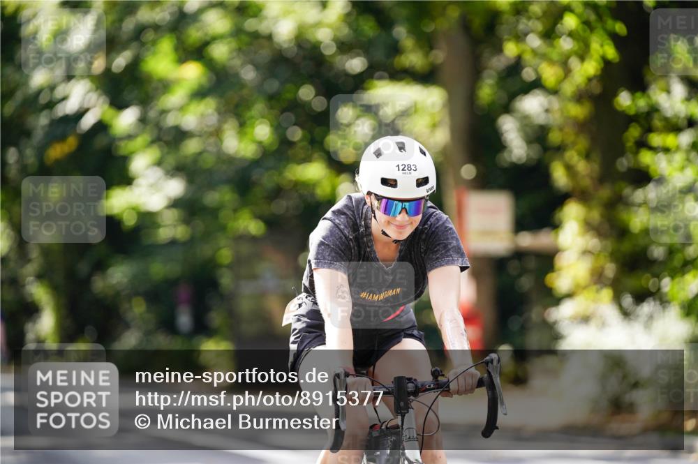 14.09.2025 - Stadtparktriathlon Michael Burmester http://msf.ph/oto/8915377 14.09.2025 12:56:19 Radfahren 1256, 1263, 1278, 1283, 1352, 1355, 1400, 1415, 1492, 1499, 1510 meine-sportfotos.de