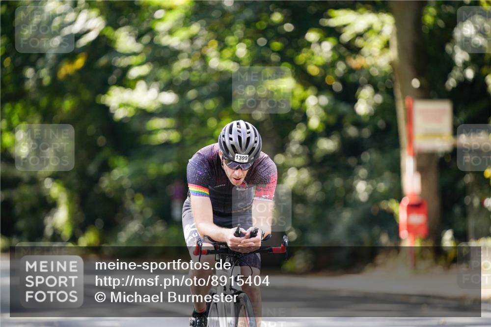 14.09.2025 - Stadtparktriathlon Michael Burmester http://msf.ph/oto/8915404 14.09.2025 12:56:56 Radfahren 1316, 1321, 1399 meine-sportfotos.de