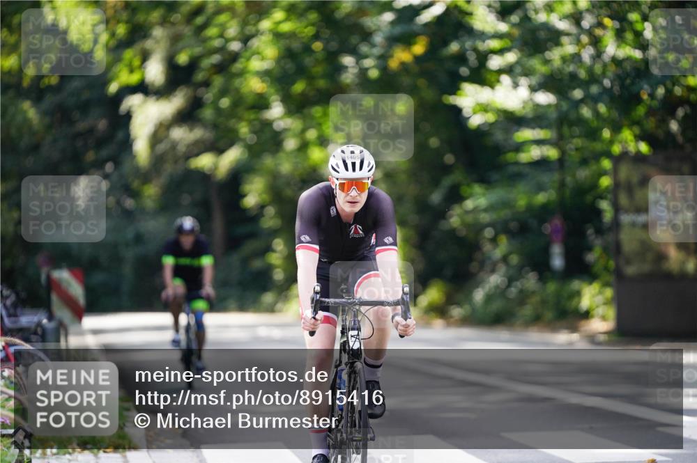 14.09.2025 - Stadtparktriathlon Michael Burmester http://msf.ph/oto/8915416 14.09.2025 12:57:16 Radfahren 1289, 1361, 1405 meine-sportfotos.de