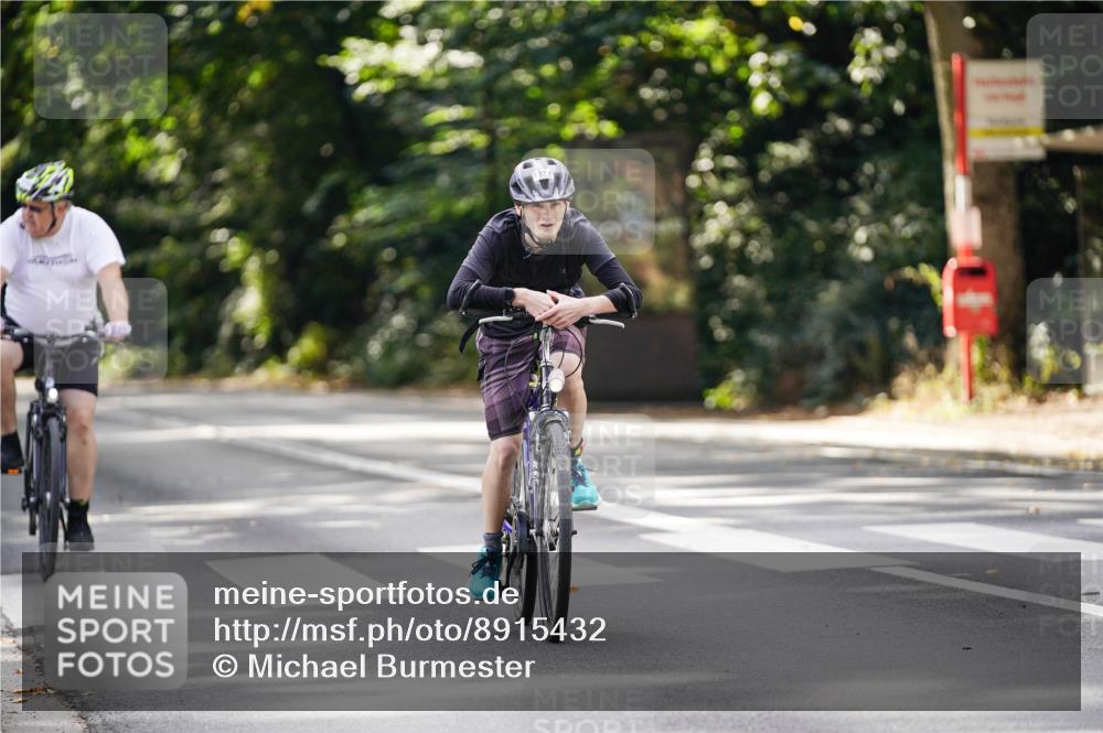 14.09.2025 - Stadtparktriathlon Michael Burmester http://msf.ph/oto/8915432 14.09.2025 12:57:45 Radfahren 1100, 1365, 1371, 1426 meine-sportfotos.de