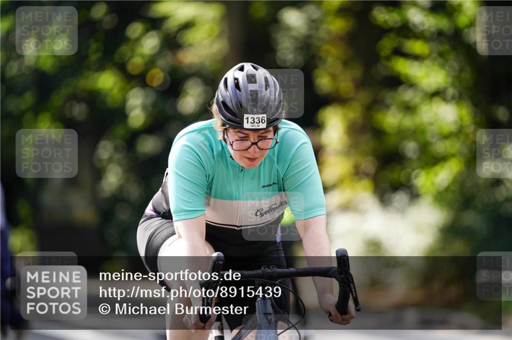 14.09.2025 - Stadtparktriathlon Michael Burmester http://msf.ph/oto/8915439 14.09.2025 12:57:54 Radfahren 1100, 1328, 1336, 1365 meine-sportfotos.de