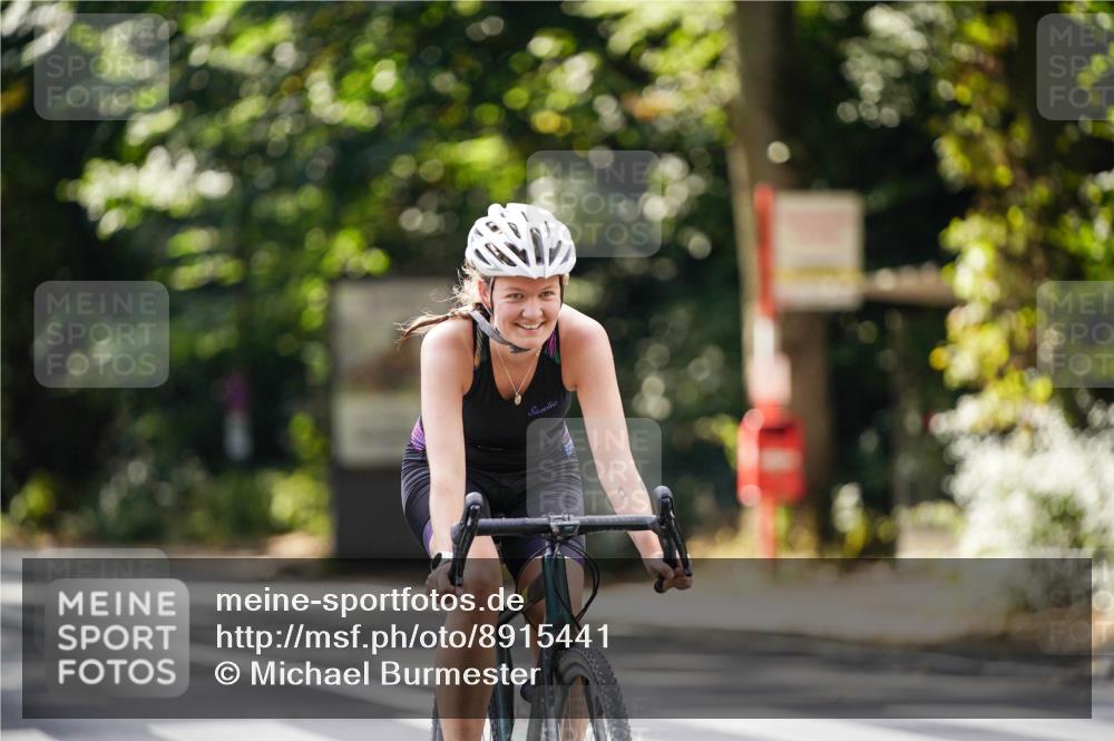 14.09.2025 - Stadtparktriathlon Michael Burmester http://msf.ph/oto/8915441 14.09.2025 12:58:00 Radfahren 1268, 1288, 1328, 1336, 1373, 1386, 1521 meine-sportfotos.de