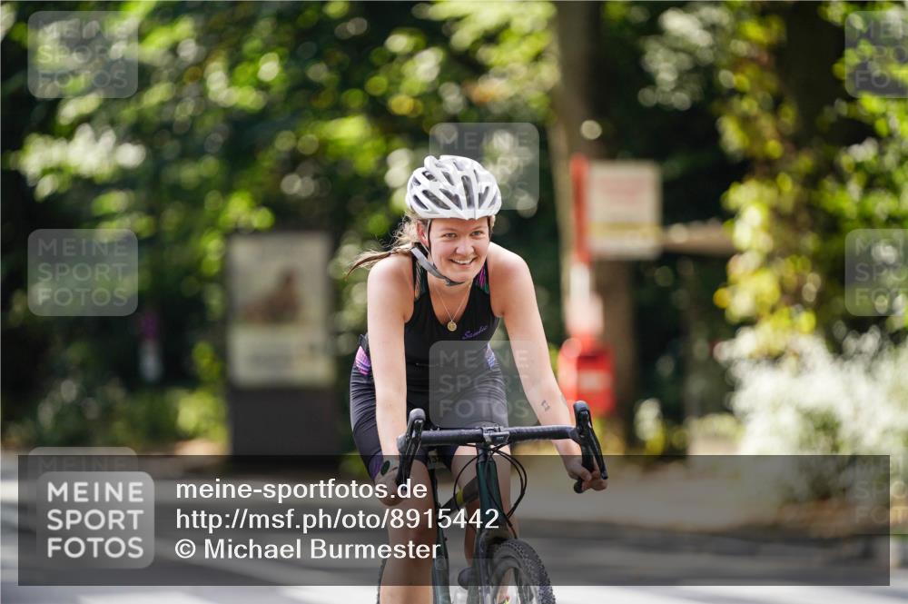 14.09.2025 - Stadtparktriathlon Michael Burmester http://msf.ph/oto/8915442 14.09.2025 12:58:00 Radfahren 1268, 1288, 1328, 1336, 1373, 1386, 1521 meine-sportfotos.de