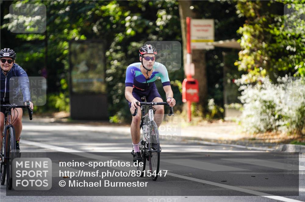 14.09.2025 - Stadtparktriathlon Michael Burmester http://msf.ph/oto/8915447 14.09.2025 12:58:06 Radfahren 1268, 1288, 1328, 1373, 1383, 1386, 1521 meine-sportfotos.de
