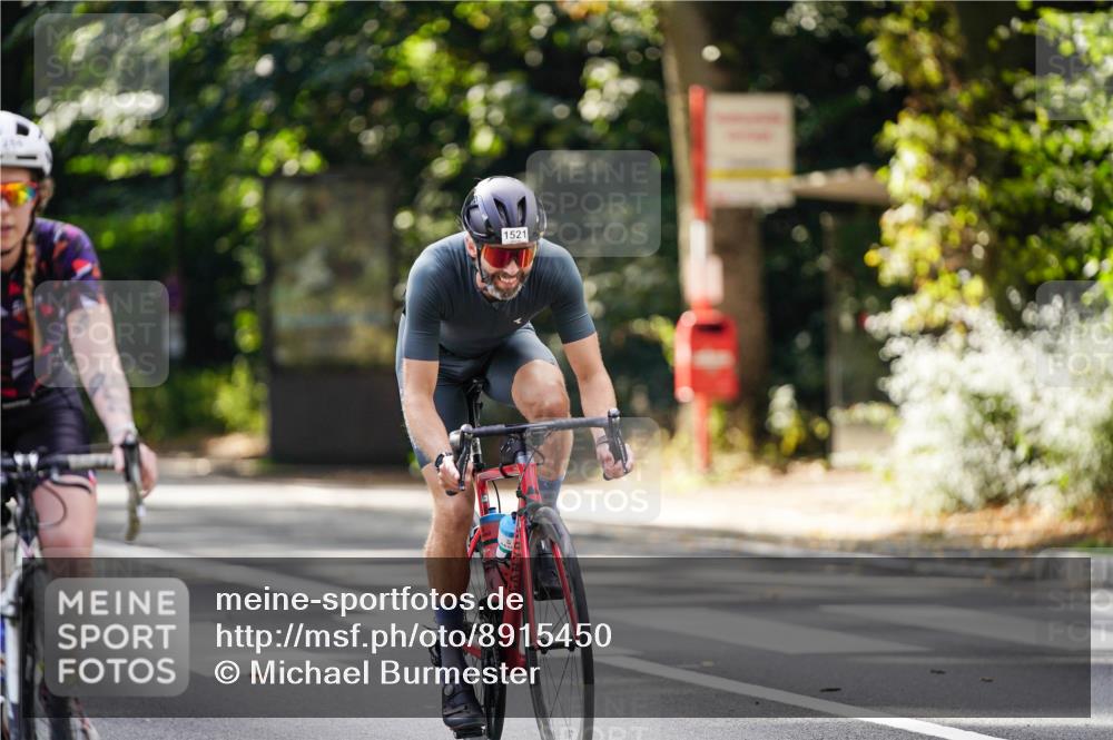 14.09.2025 - Stadtparktriathlon Michael Burmester http://msf.ph/oto/8915450 14.09.2025 12:58:08 Radfahren 1268, 1288, 1373, 1383, 1386, 1521 meine-sportfotos.de