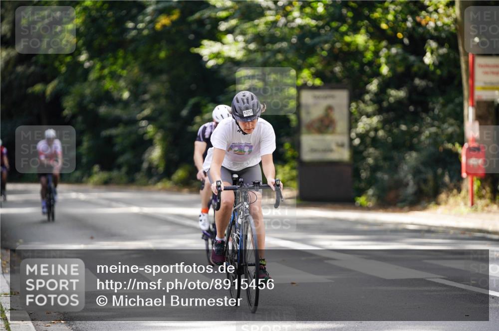 14.09.2025 - Stadtparktriathlon Michael Burmester http://msf.ph/oto/8915456 14.09.2025 12:58:26 Radfahren 1237, 1272, 1388, 1494, 1513 meine-sportfotos.de