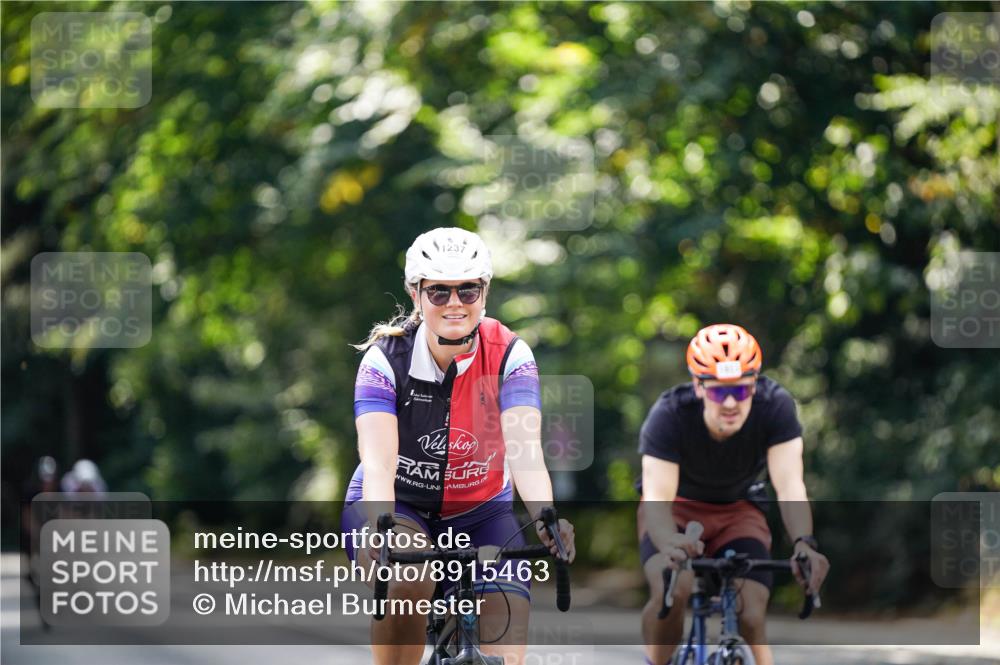 14.09.2025 - Stadtparktriathlon Michael Burmester http://msf.ph/oto/8915463 14.09.2025 12:58:33 Radfahren 1237, 1272, 1347, 1388, 1452, 1472, 1494, 1513 meine-sportfotos.de