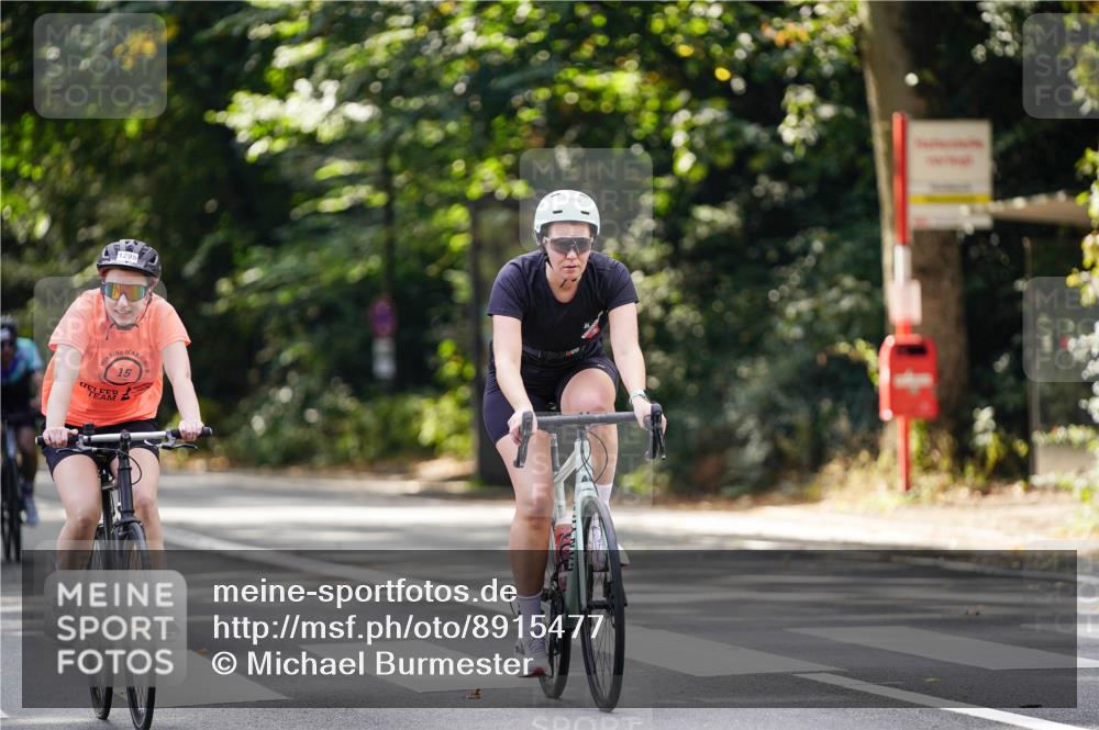 14.09.2025 - Stadtparktriathlon Michael Burmester http://msf.ph/oto/8915477 14.09.2025 12:58:50 Radfahren 1295, 1369, 1391, 1443, 1446 meine-sportfotos.de
