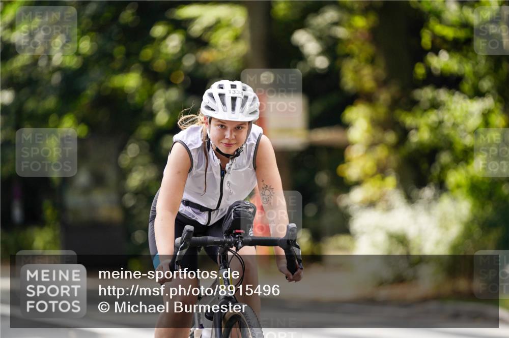 14.09.2025 - Stadtparktriathlon Michael Burmester http://msf.ph/oto/8915496 14.09.2025 12:59:14 Radfahren 1279, 1334, 1390, 1392, 1417, 1444, 1511 meine-sportfotos.de