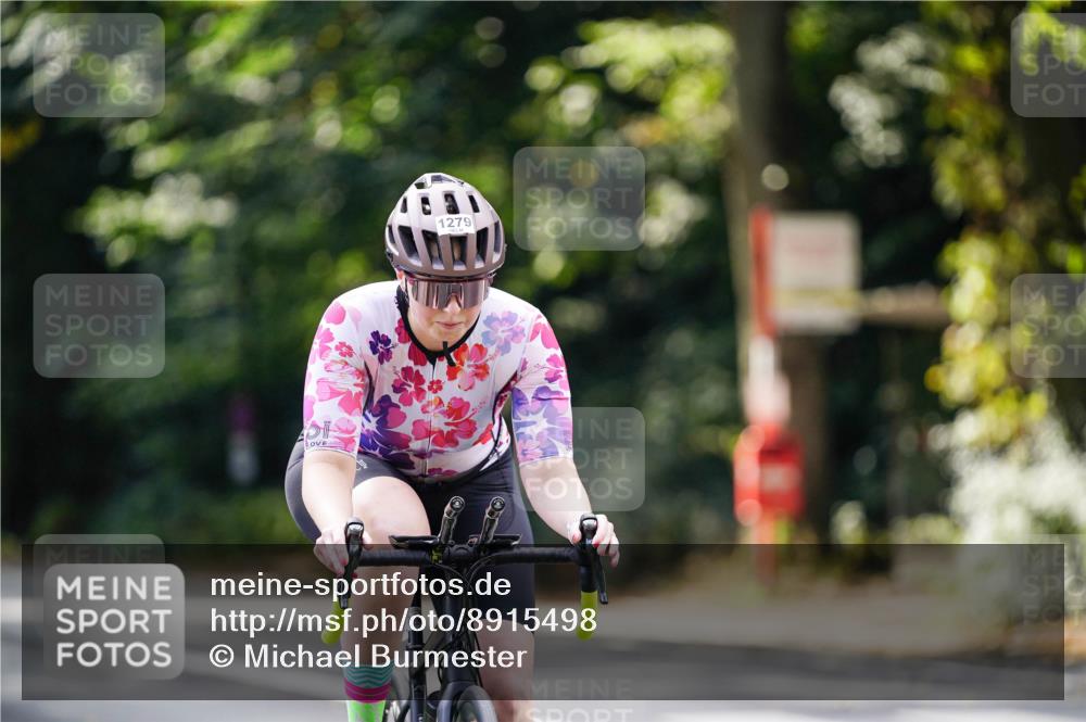 14.09.2025 - Stadtparktriathlon Michael Burmester http://msf.ph/oto/8915498 14.09.2025 12:59:16 Radfahren 1279, 1334, 1390, 1392, 1417, 1444 meine-sportfotos.de