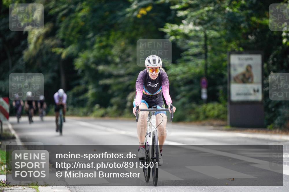 14.09.2025 - Stadtparktriathlon Michael Burmester http://msf.ph/oto/8915501 14.09.2025 12:59:21 Radfahren 1279, 1334, 1345, 1381, 1444 meine-sportfotos.de