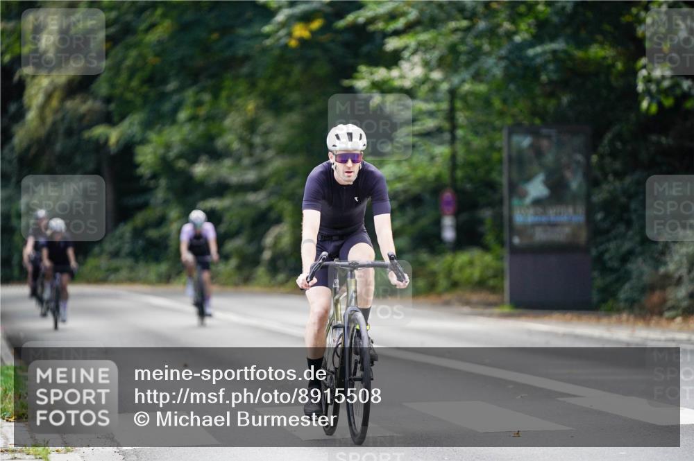 14.09.2025 - Stadtparktriathlon Michael Burmester http://msf.ph/oto/8915508 14.09.2025 12:59:28 Radfahren 1312, 1345, 1381, 1430, 1444 meine-sportfotos.de