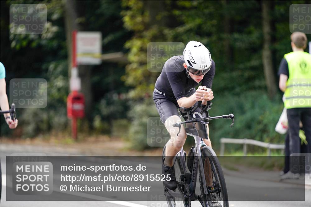 14.09.2025 - Stadtparktriathlon Michael Burmester http://msf.ph/oto/8915525 14.09.2025 12:59:39 Radfahren 1275, 1312, 1335, 1359, 1396, 1404, 1413, 1430, 1451, 1484 meine-sportfotos.de
