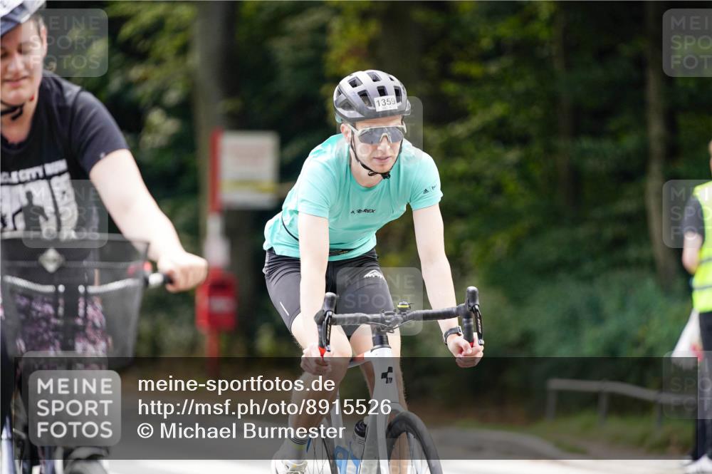 14.09.2025 - Stadtparktriathlon Michael Burmester http://msf.ph/oto/8915526 14.09.2025 12:59:39 Radfahren 1275, 1312, 1335, 1359, 1396, 1404, 1413, 1430, 1451, 1484 meine-sportfotos.de