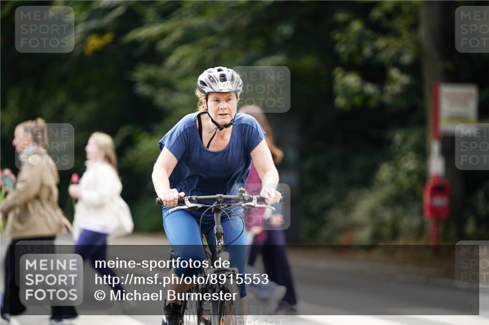 14.09.2025 - Stadtparktriathlon Michael Burmester http://msf.ph/oto/8915553 14.09.2025 12:59:57 Radfahren 1232, 1277, 1339, 1340, 1377, 1425, 1468, 1498 meine-sportfotos.de