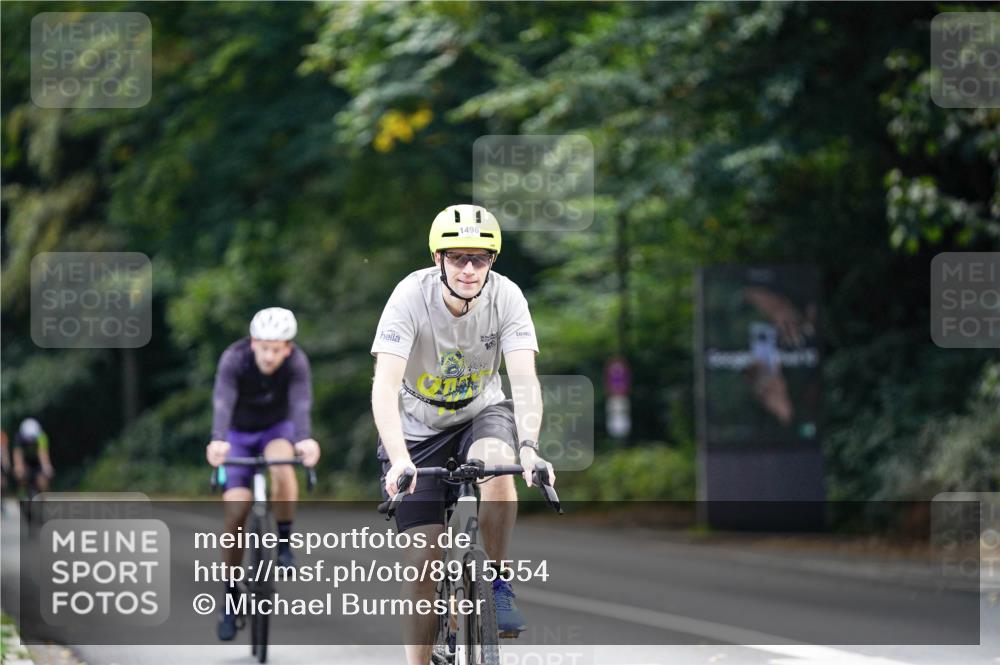 14.09.2025 - Stadtparktriathlon Michael Burmester http://msf.ph/oto/8915554 14.09.2025 13:00:03 Radfahren 1277, 1456, 1468, 1498 meine-sportfotos.de