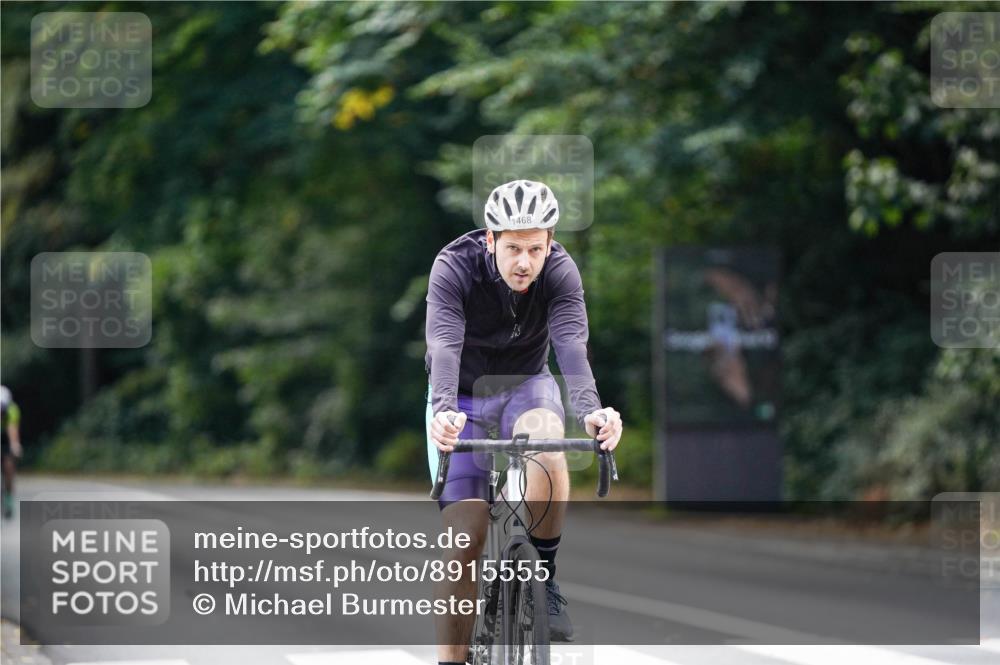 14.09.2025 - Stadtparktriathlon Michael Burmester http://msf.ph/oto/8915555 14.09.2025 13:00:05 Radfahren 1456, 1468, 1498 meine-sportfotos.de