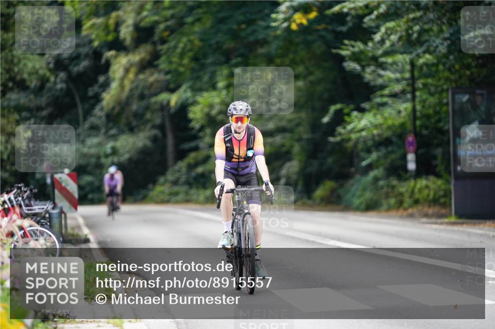 14.09.2025 - Stadtparktriathlon Michael Burmester http://msf.ph/oto/8915557 14.09.2025 13:00:13 Radfahren 1343, 1456 meine-sportfotos.de