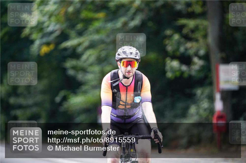 14.09.2025 - Stadtparktriathlon Michael Burmester http://msf.ph/oto/8915559 14.09.2025 13:00:15 Radfahren 1343, 1456 meine-sportfotos.de