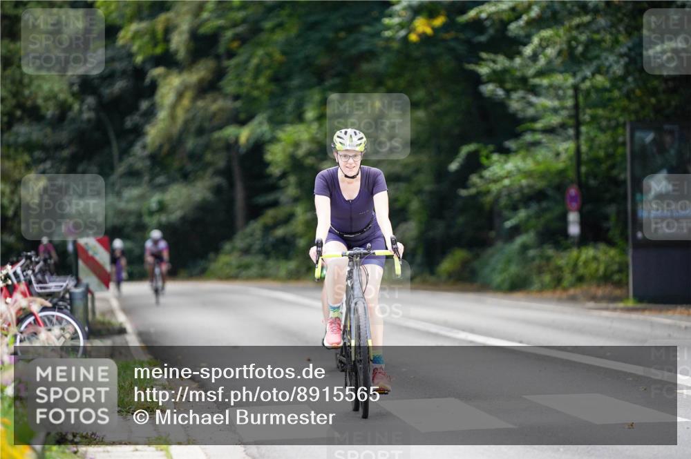14.09.2025 - Stadtparktriathlon Michael Burmester http://msf.ph/oto/8915565 14.09.2025 13:00:26 Radfahren 1322, 1331, 1448, 1471 meine-sportfotos.de